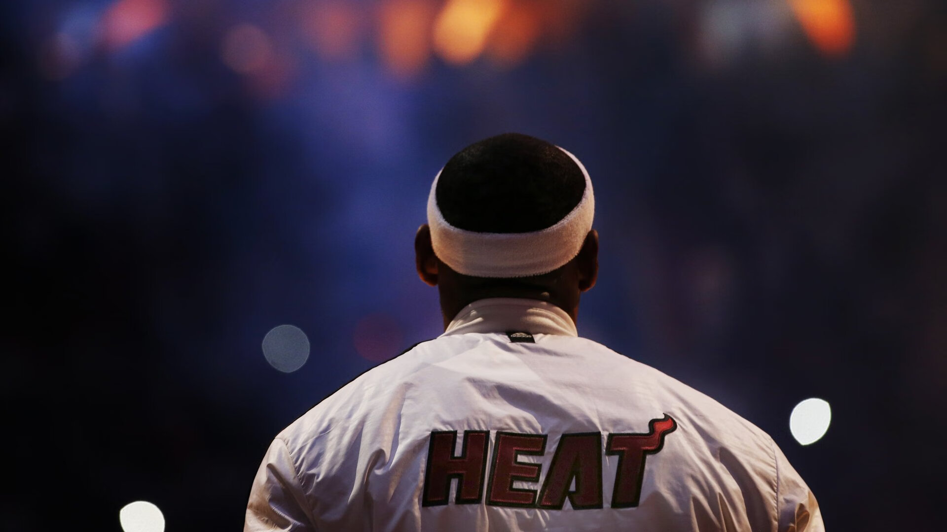 “绝杀三分：联盟史上最经典的终极投篮”，nba绝杀三分