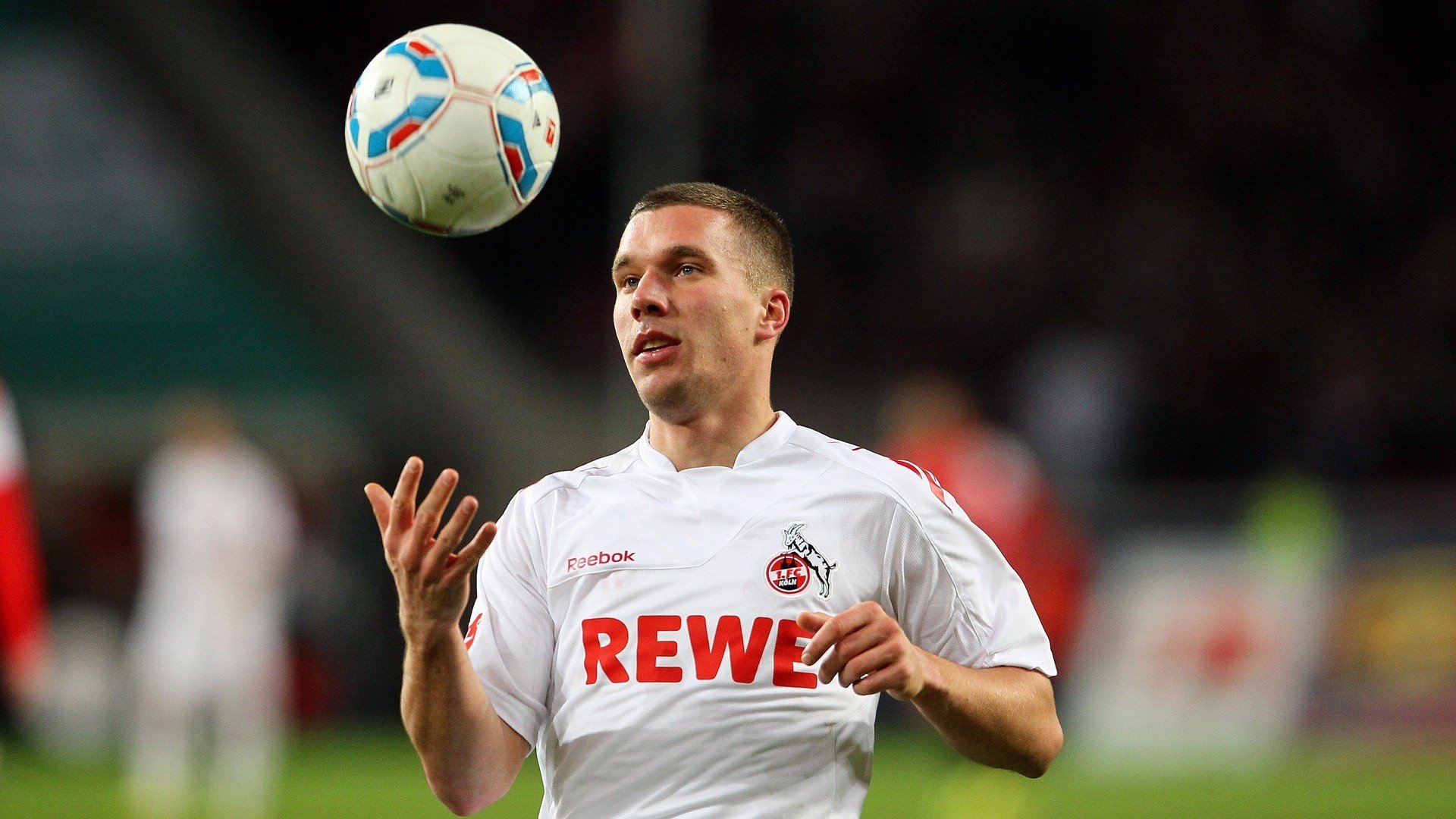 KAIYUN 中国大陆-维拉边锋创纪录，一场比赛两次助攻，维拉边锋创纪录,一场比赛两次助攻